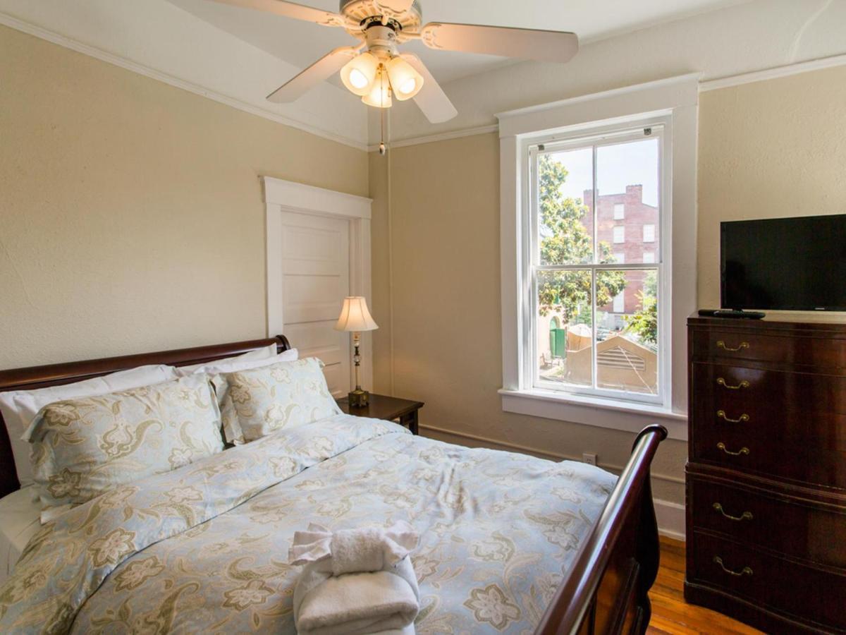 Apartament Linda'S On Lincoln Savannah Zewnętrze zdjęcie